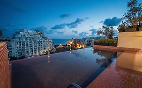 Holm Boutique & Spa - Ik Collection